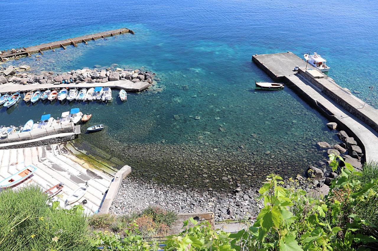 Вилла Casa Vacanze Lorenzo Мальфа Экстерьер фото